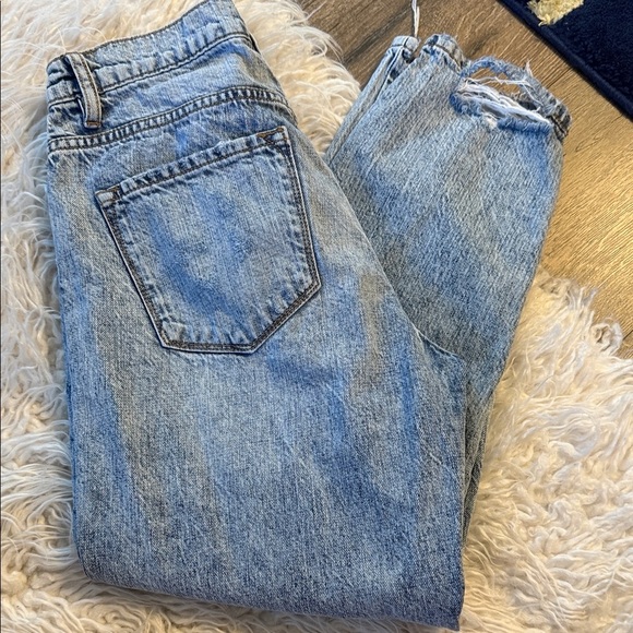 KanCan Distressed Blue Ankle Jeans - Picture 3 of 5